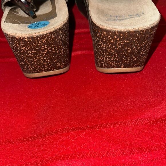DANSKO Metallic Bronze Open-Toe Wedge Sandals Size 36 - Picture 6 of 11